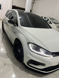 voitures-volkswagen-golf-7-2017-r-constantine-algerie