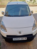 voitures-peugeot-partner-2015-setif-algerie