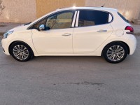cars-peugeot-208-2020-allure-facelift-biskra-algeria