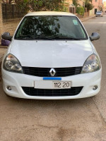 voitures-renault-clio-campus-2012-algerie