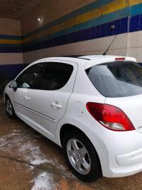 سيارة-صغيرة-peugeot-207-2012-عين-الملح-المسيلة-الجزائر