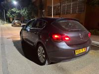 سيارات-opel-astra-2011-tout-options-j-الرغاية-الجزائر