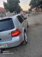 moyenne-berline-volkswagen-golf-4-2002-barrahel-annaba-algerie