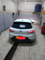 voitures-seat-leon-2014-sedrata-souk-ahras-algerie