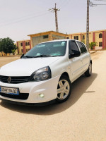 citadine-renault-clio-campus-2014-bye-oued-fodda-chlef-algerie