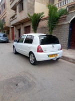 voitures-renault-clio-campus-2012-bir-el-djir-oran-algerie