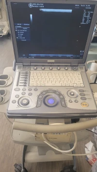 Echographe GE logiq E