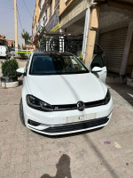 voitures-volkswagen-golf-7-2018-r-line-algerie