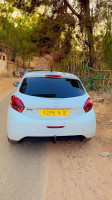 citadine-peugeot-208-2016-chlef-algerie