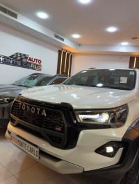 سيارات-toyota-hilux-2024-gr-sport-وهران-الجزائر