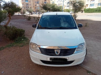 voitures-dacia-logan-2013-oum-el-bouaghi-algerie