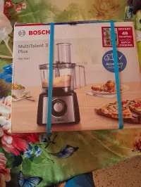 Robot multifonctions BOSCH 900W