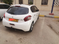 citadine-peugeot-208-2014-allure-batna-algerie