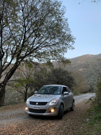 voitures-suzuki-swift-2015-ouled-yaich-blida-algerie