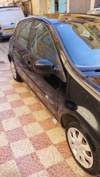 سيارات-renault-clio-3-2012-دار-البيضاء-الجزائر
