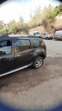 voitures-dacia-duster-2012-laureate-ain-naadja-alger-algerie