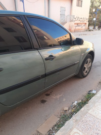 voitures-renault-megane-2-coupe-2004-el-bayadh-algerie