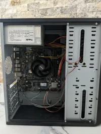 PC ryzen 3200g/VEGA 8/12GB RAM/ 256Nvme SSD + ecran VGA.
