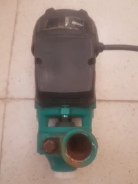 Surpresseur (pompe à eau)