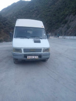 fourgon-iveco-1992-blida-algerie