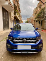 voitures-volkswagen-t-cross-2021-r-line-116chv-turbo-siege-alcantara-semi-sport-led-automatique-navi-xenon-ahk-bouinan-blida-algerie