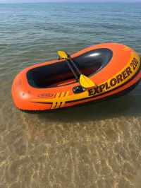 bateau 2 places avec 2 rames