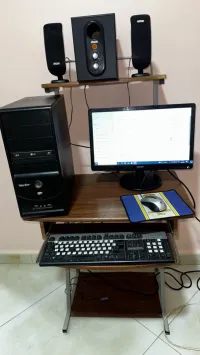 Bureau table 