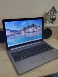 HP 250 G7 15.6'' FHD - INTEL CORE i5 8265U - 8GB RAM - 256GB SSD - INTEL UHD GRAPHICS