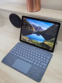 Microsoft Surface GO 2 TACTILE | CORE M3-8100Y 1.61GHz | 8GB RAM | 256GB SSD | LTE 4G | Poids : 544g