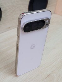 GOOGLE PIXEL 9 Pro 5G 128GB BLANC PORCELAINE thumbnail 3
