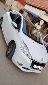 سيارات-peugeot-208-2015-allure-معسكر-الجزائر