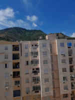 appartement-vente-f3-bejaia-tichy-algerie