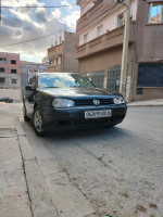 moyenne-berline-volkswagen-golf-4-2000-khraissia-alger-algerie