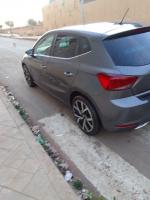 voitures-seat-ibiza-2018-style-es-senia-oran-algerie