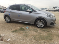 voitures-peugeot-208-2019-allure-facelift-bouchegouf-guelma-algerie