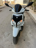 motos-et-scooters-sym-hd2-200-2019-algerie