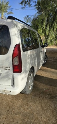 سيارات-peugeot-partner-2014-الحمراية-الوادي-الجزائر