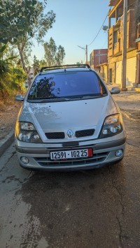 سيارات-renault-scenic-2002-قسنطينة-الجزائر
