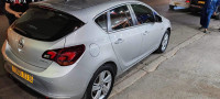 voitures-opel-astra-2013-sport-bab-ezzouar-alger-algerie