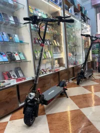 Kitway 🔴 Trottinette électrique 🫴Hitway original  🛴  ▪️ Vitesse : 65 km/h ▪️ Autonomie de batterie : 70 Km 🔋 ▪️ Puissance moteur : 300W ⚡️ ▪️ Poids max supporté : 120 kg  🚚  توصيل  سريع و   🔥مجاني🔥   في ظرف 24 ساعة الى 58 ولاية 🔴  📦 و الدفع عند الاستلام 🤝  📞☎️ :0655767171 2025