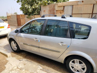 voitures-renault-scenic-2006-fouka-tipaza-algerie