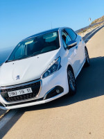 voitures-peugeot-208-2016-allure-facelift-ain-el-bia-oran-algerie