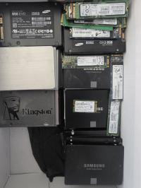disques-dur-lot-de-80-ssd-hussein-dey-alger-algerie