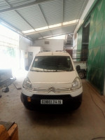 voitures-citroen-berlingo-2014-tole-niveau-2-rouiba-alger-algerie