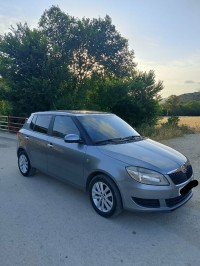 سيارات-skoda-fabia-2012-قالمة-الجزائر