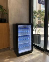 ثلاجات-و-مجمدات-refrigerateur-presentoire-geant-98l-ثلاجة-عرض-باب-الزوار-الجزائر