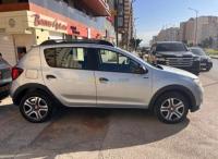 سيارات-dacia-sandero-2021-stepway-بشار-الجزائر