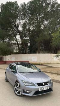 سيارات-seat-leon-2017-fr15-البويرة-الجزائر