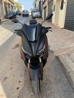 motos-scooters-yamaha-xmax-2018-beni-messous-alger-algerie