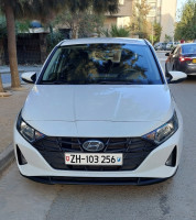 moyenne-berline-hyundai-i20-2020-style-batna-algerie